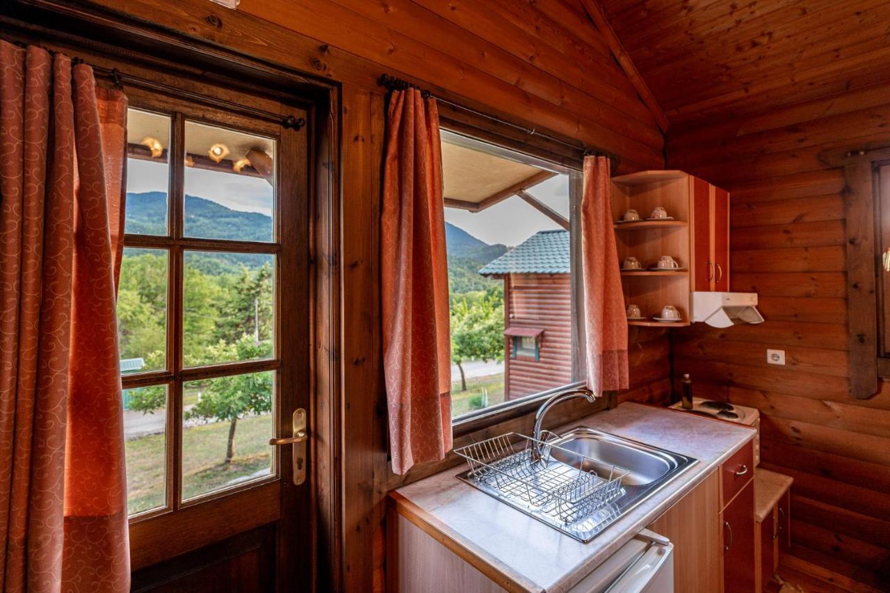 Chalet Likouresi Village Karpenisi Екстер'єр фото