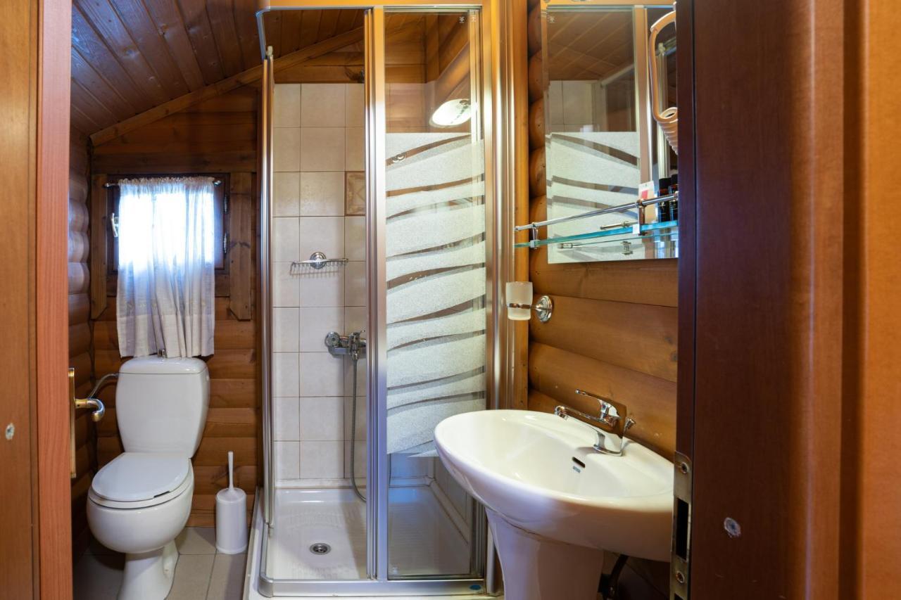 Chalet Likouresi Village Karpenisi Екстер'єр фото